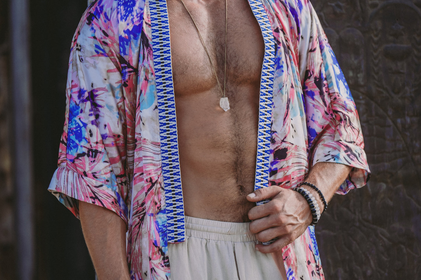 Vibration kimono